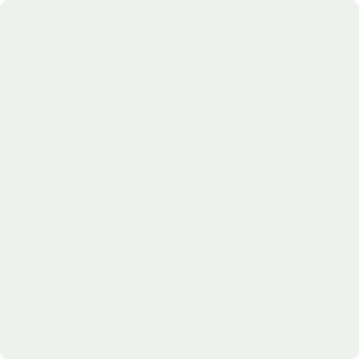 Benjamin Moore Color OC-58 White Ice wet, dry color sample.